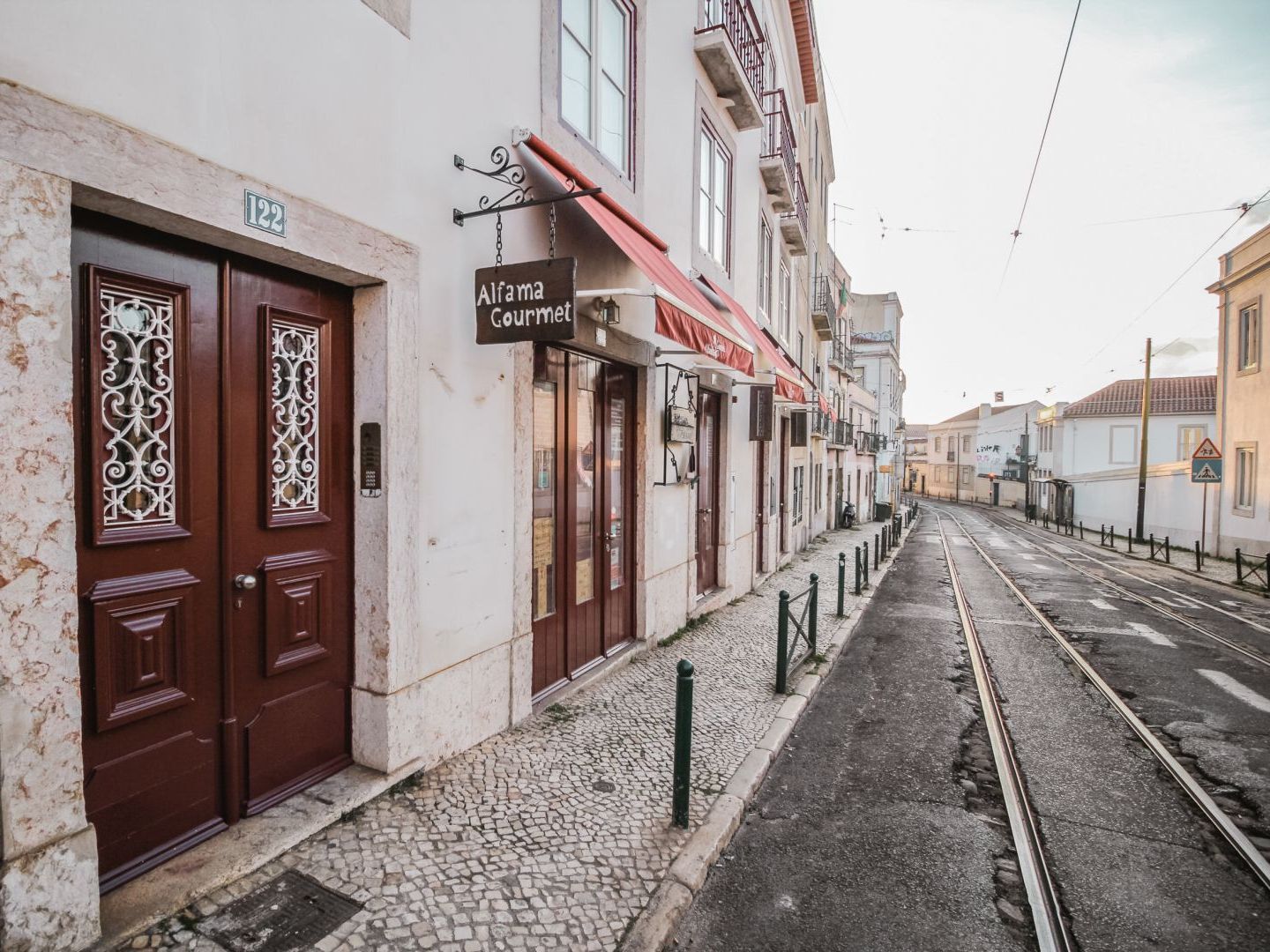 Joivy Elegant 2Br Apt Nearby Tram 28E Stop - Portas Sol Lisboa Extérieur photo